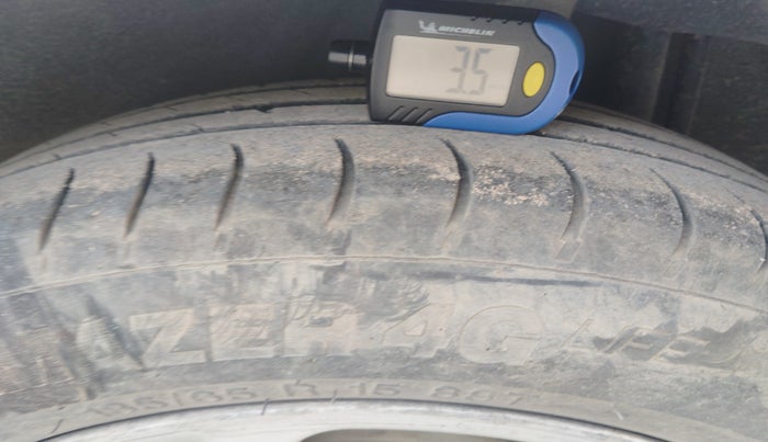 2014 Renault Pulse RXL DIESEL, Diesel, Manual, 80,781 km, tyre