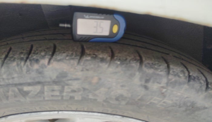 2014 Renault Pulse RXL DIESEL, Diesel, Manual, 80,781 km, tyre