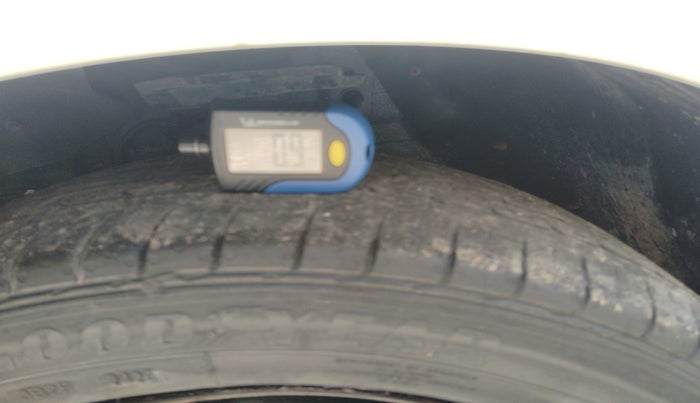 2021 Tata ALTROZ XT PETROL, Petrol, Manual, 83,241 km, tyre