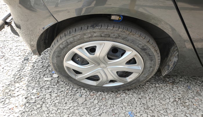 2024 Tata ALTROZ XM PLUS DIESEL, Diesel, Manual, 17,099 km, tyre