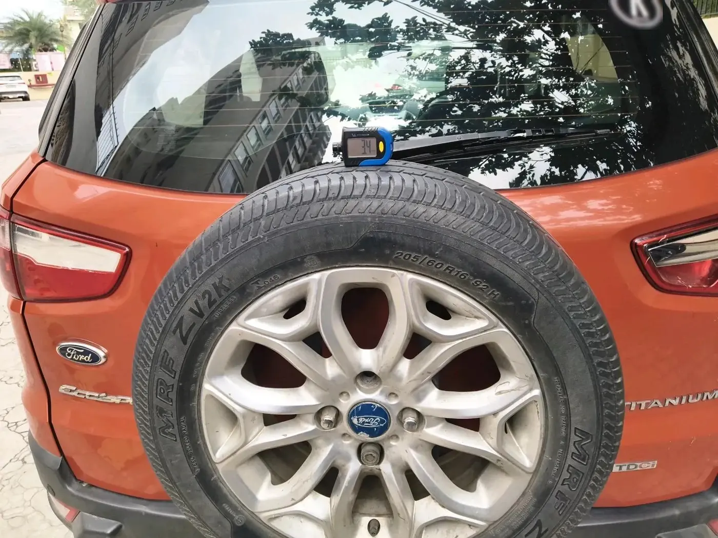 2015 Ford Ecosport TITANIUM 1.5L DIESEL, Diesel, Manual, 93,359 km, tyre