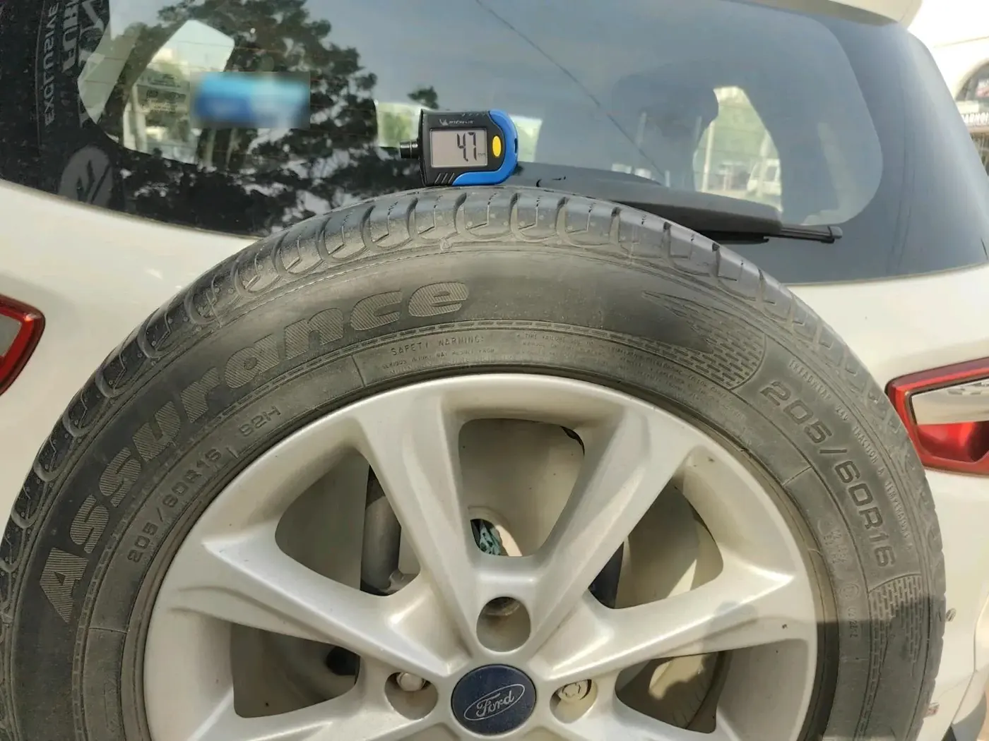 2021 Ford Ecosport TITANIUM 1.5L DIESEL, Diesel, Manual, 1,81,745 km, tyre