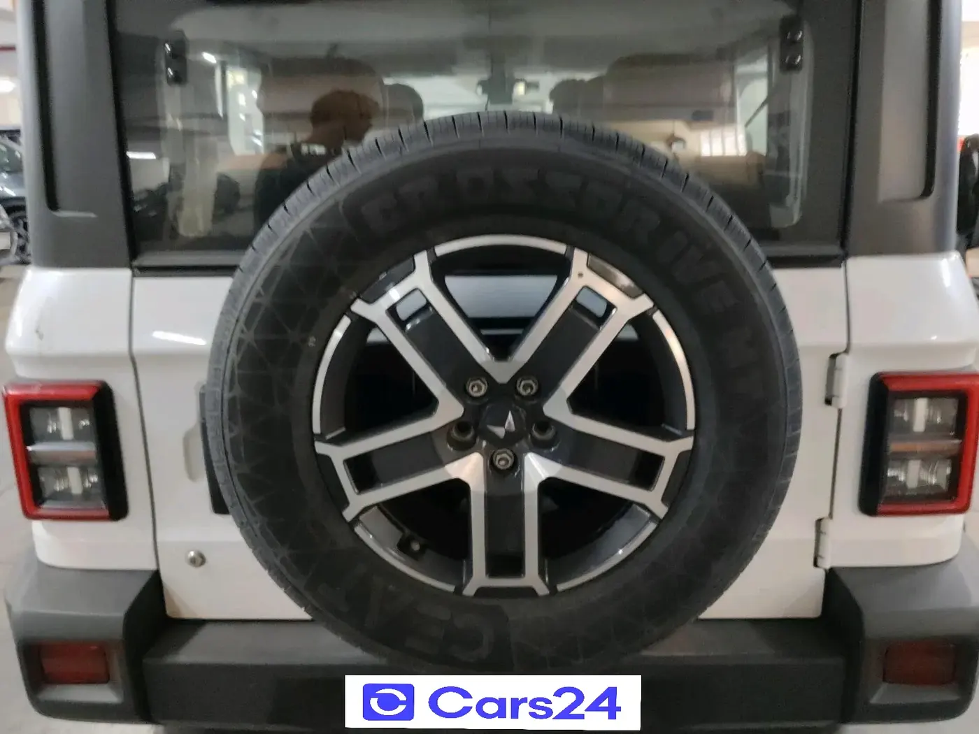 2025 Mahindra Thar AX P MT 4WD ST, Petrol, Manual, 11,178 km, tyre