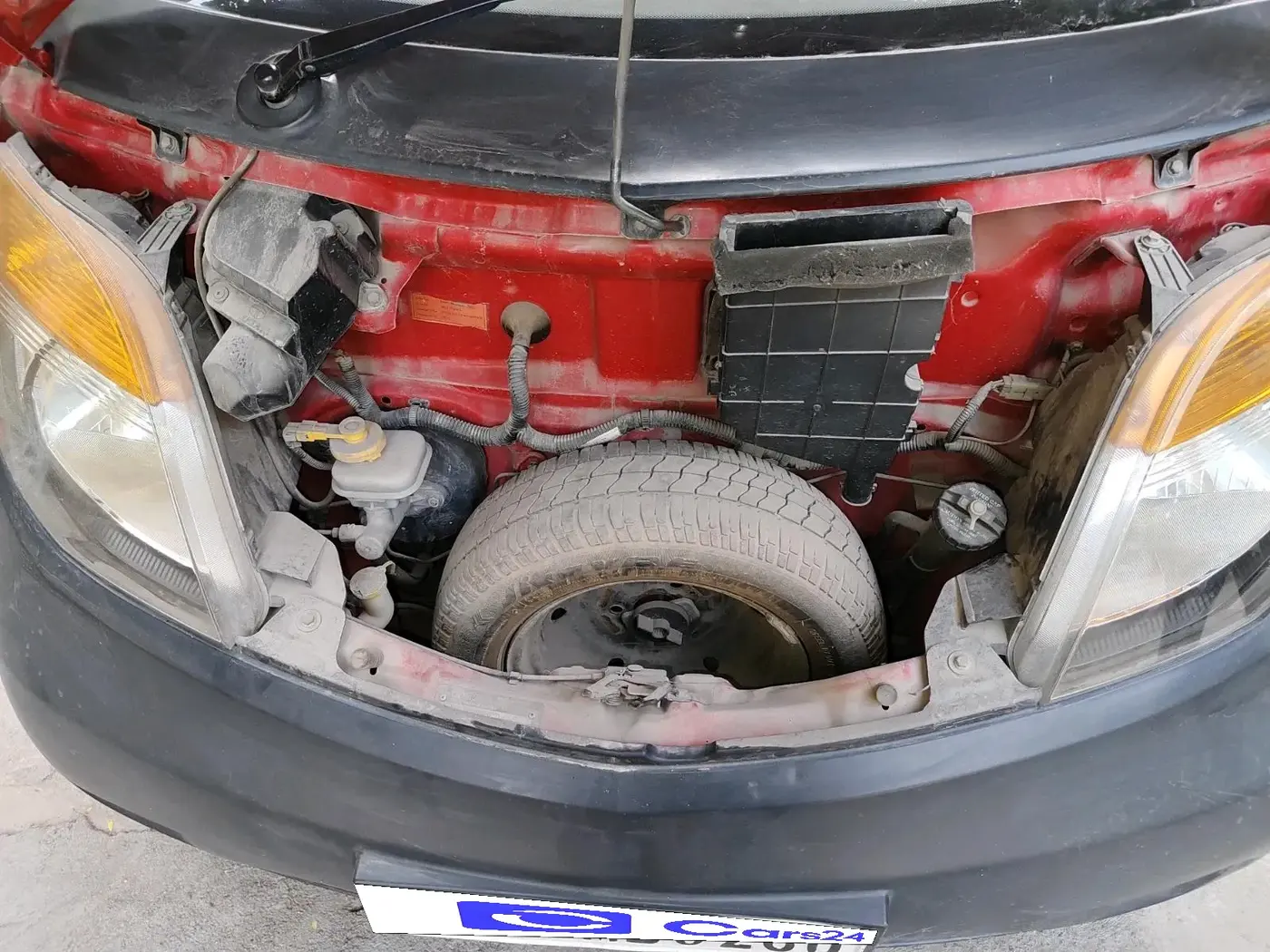 2011 Tata Nano STD, Petrol, Manual, 32,094 km, tyre