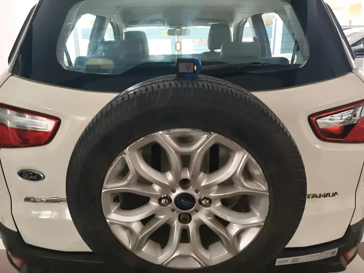 2013 Ford Ecosport TITANIUM 1.5L PETROL AT, Petrol, Automatic, 73,696 km, tyre