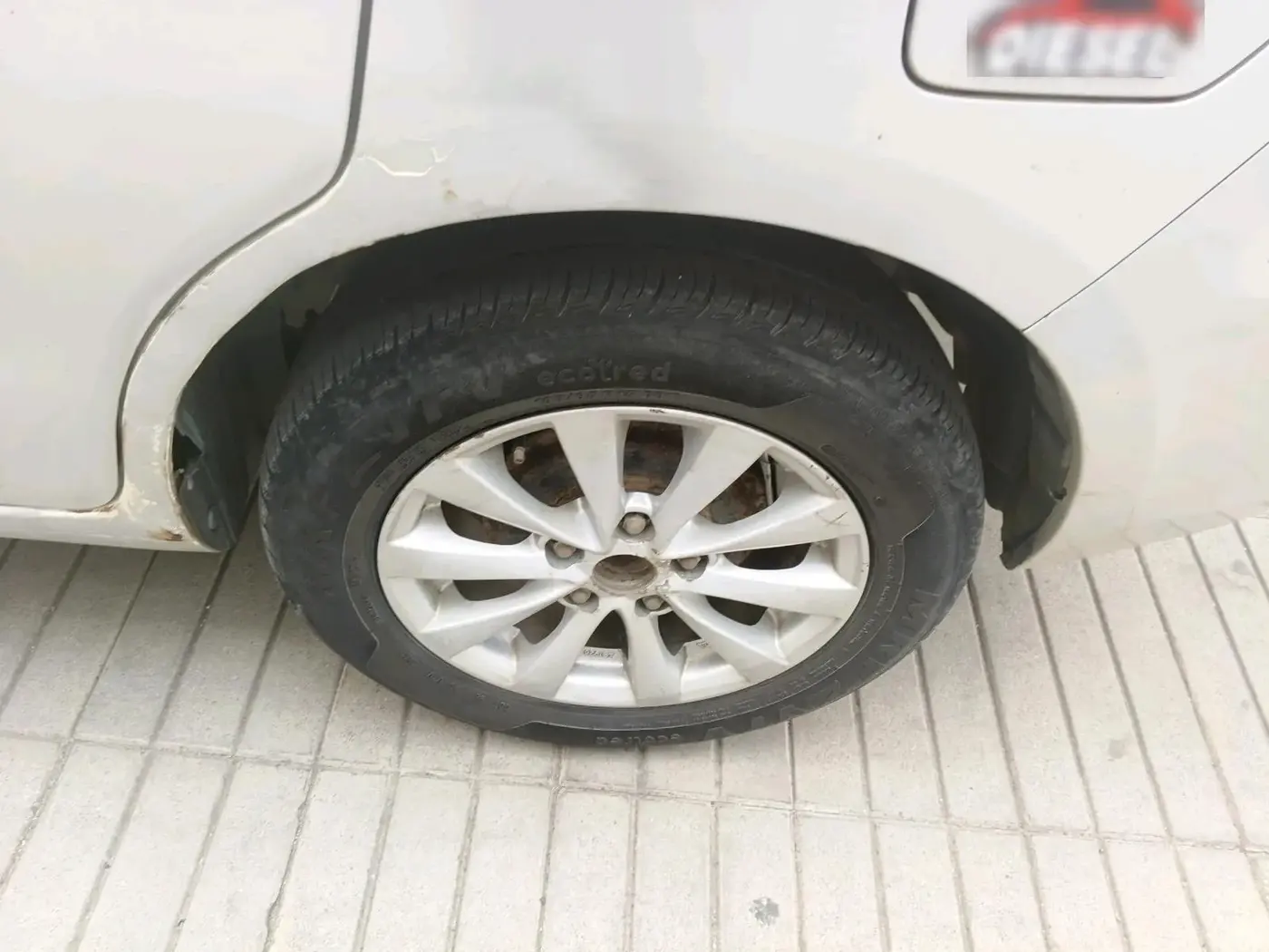 2013 Maruti Ertiga ZDI, Diesel, Manual, 1,12,150 km, tyre