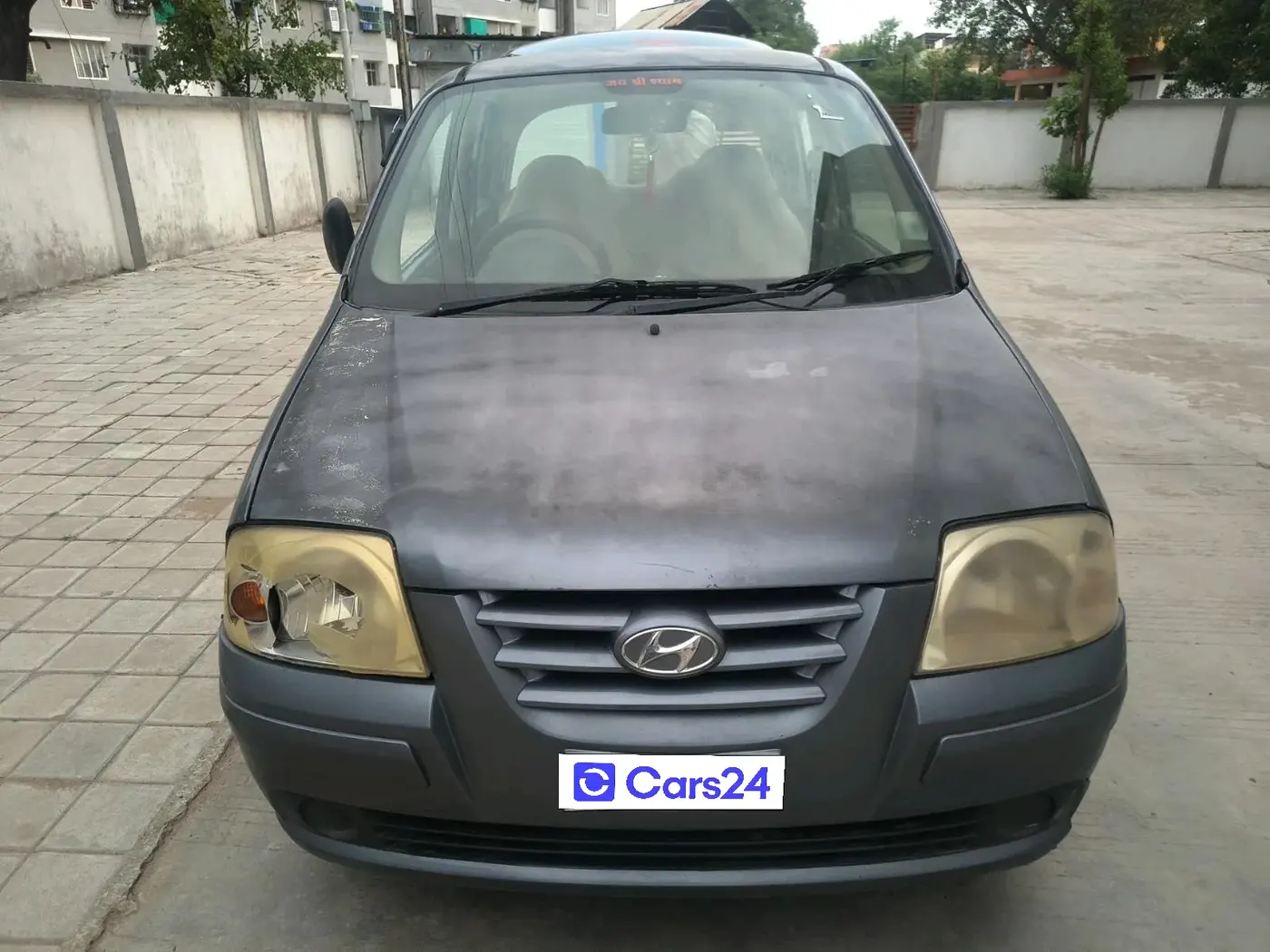 2011 Hyundai Santro Xing GL, Petrol, Manual, 98,251 km, tyre