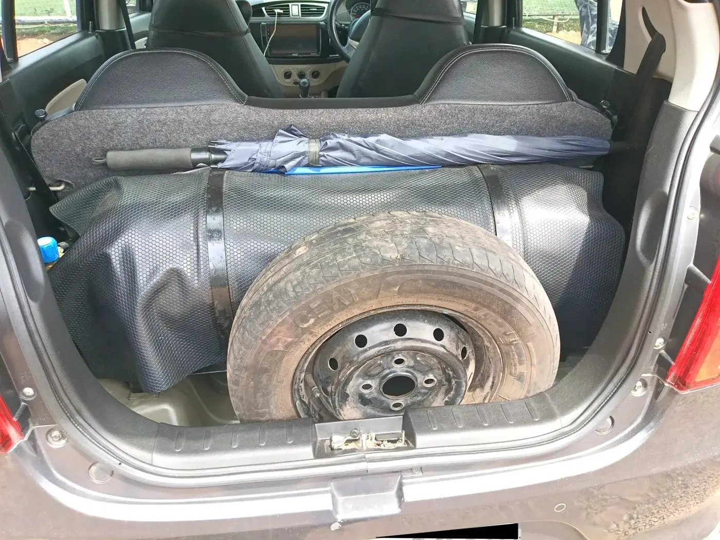 2022 Maruti Alto LXI O, CNG, Manual, 58,628 km, tyre