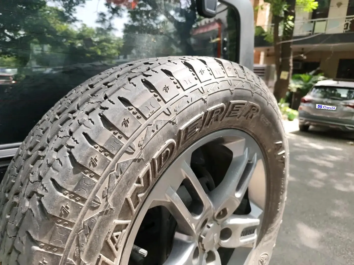2023 Mahindra Thar LX D AT 4WD HT, Diesel, Automatic, 35,481 km, tyre