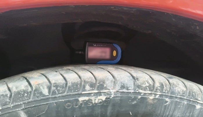 2017 Ford Ecosport TITANIUM 1.5L DIESEL, Diesel, Manual, 1,20,384 km, tyre