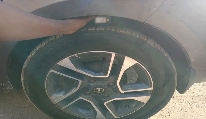 2018 Tata TIGOR XZ (O) PETROL, Petrol, Manual, 1,13,499 km, tyre