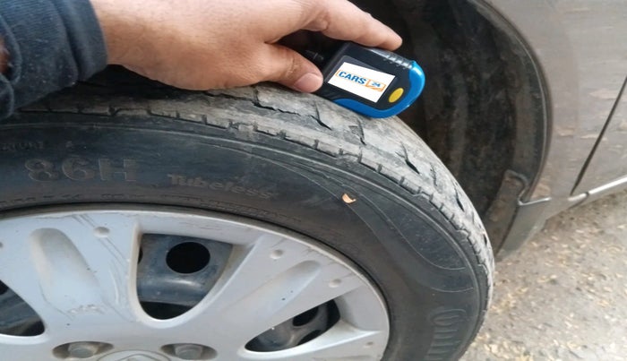 2013 Honda Amaze 1.2L I-VTEC S, Petrol, Manual, 93,198 km, tyre