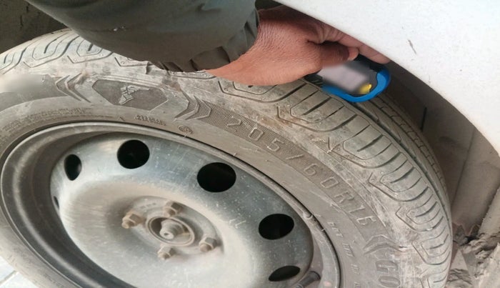 2018 Ford Ecosport TREND+ 1.5L DIESEL, Diesel, Manual, 1,21,667 km, tyre