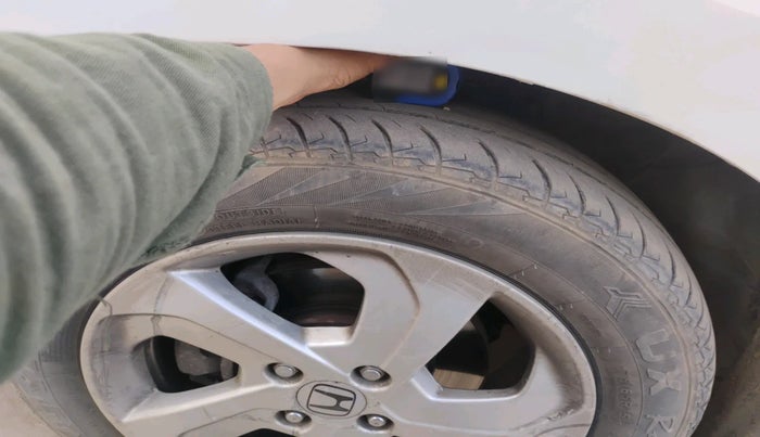 2014 Honda City 1.5L I-DTEC V, Diesel, Manual, 1,66,184 km, tyre