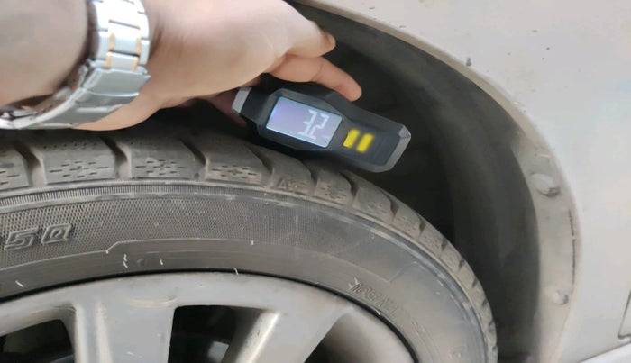 2018 Maruti Wagon R 1.0 VXI+, Petrol, Manual, 49,753 km, tyre