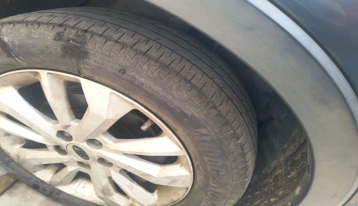 2019 Mahindra XUV300 W8 1.5 DIESEL, Diesel, Manual, 79,993 km, tyre