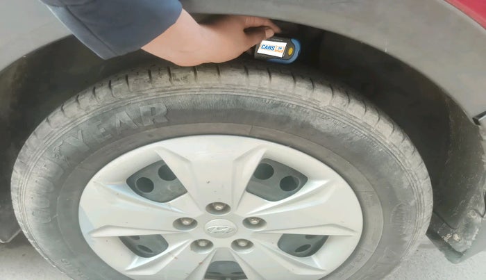 2017 Hyundai Creta E PLUS 1.6 PETROL, Petrol, Manual, 44,707 km, tyre