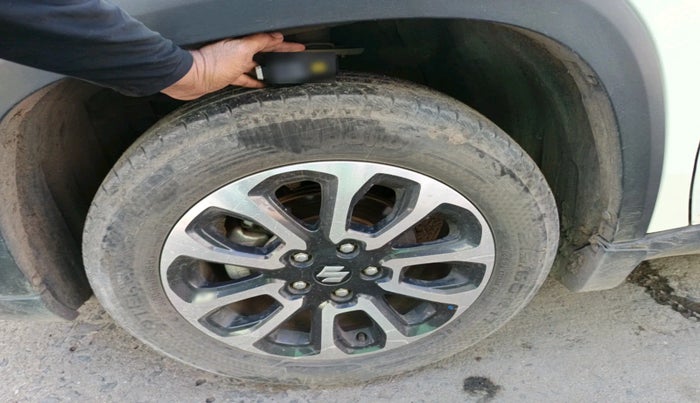 2023 Maruti Grand Vitara SIGMA SMART HYBRID, Petrol, Manual, 65,539 km, tyre