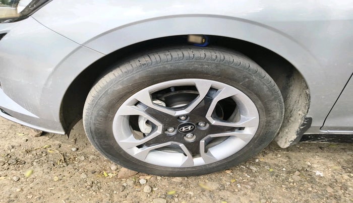 2025 Hyundai NEW I20 SPORTZ 1.2 MT, Petrol, Manual, 13,148 km, tyre