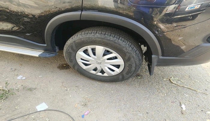 2023 Mahindra SCORPIO-N Z4 PETROL MT 7 STR, Petrol, Manual, 24,458 km, tyre