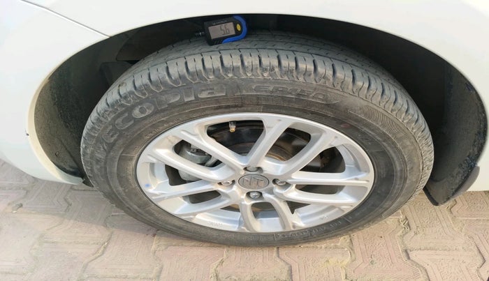 2023 Maruti Swift ZXI, Petrol, Manual, 11,144 km, tyre