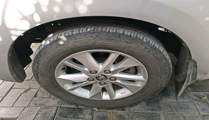 2018 Toyota Innova Crysta 2.4 VX 8 STR, Diesel, Manual, 89,486 km, tyre