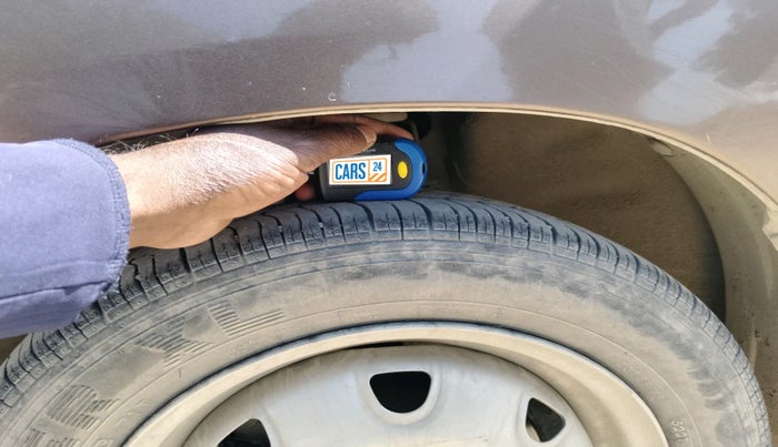 2013 Maruti Zen Estilo LXI, Petrol, Manual, 50,000 km, tyre