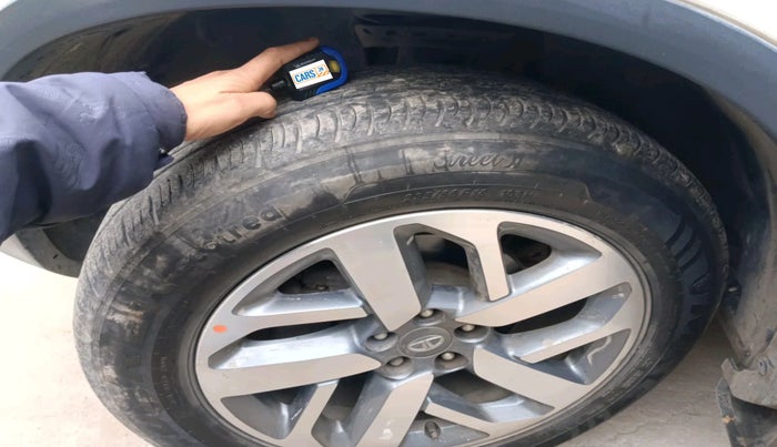 2021 Tata Safari XZA PLUS 6S, Diesel, Automatic, 95,878 km, tyre