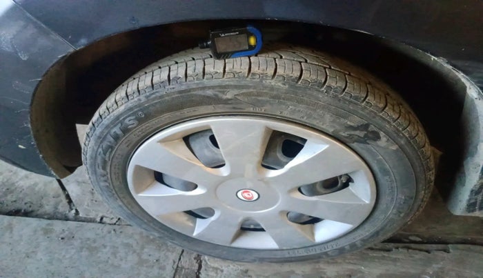 2015 Maruti Alto K10 VXI, Petrol, Manual, 63,024 km, tyre