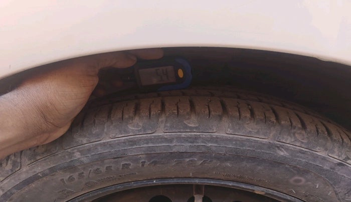 2015 Hyundai Grand i10 ASTA 1.1 CRDI (O), Diesel, Manual, 70,657 km, tyre