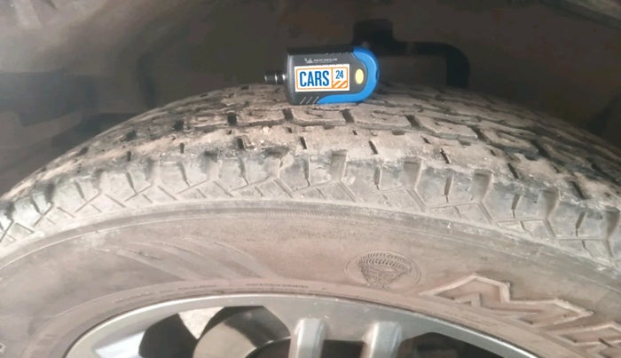 2022 Mahindra Thar LX D AT 4WD HT, Diesel, Automatic, 94,967 km, tyre