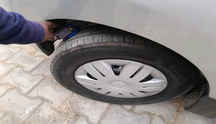 2022 Maruti Alto LXI OPT CNG, Petrol, Manual, 54,295 km, tyre