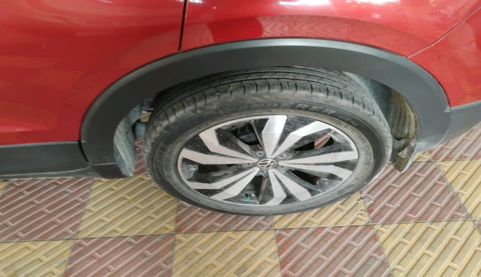 2024 Volkswagen TAIGUN GT PLUS 1.5 TSI DSG, Petrol, Automatic, 21,043 km, tyre