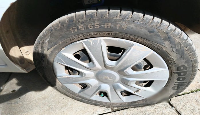 2013 Ford Figo ZXI 1.4 DIESEL, Diesel, Manual, 51,179 km, tyre