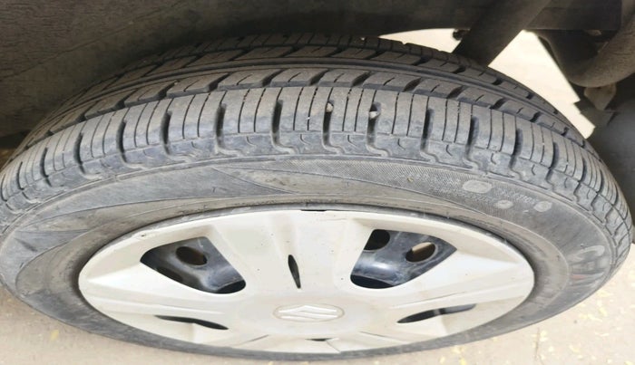 2016 Maruti Wagon R 1.0 VXI AMT, Petrol, Automatic, 73,961 km, tyre