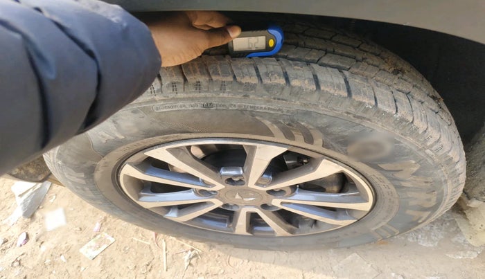 2024 Mahindra SCORPIO-N Z8 PETROL MT 7 STR, Petrol, Manual, 10,698 km, tyre