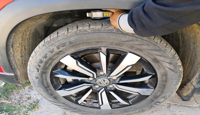 2020 MG HECTOR SHARP 2.0 DIESEL, Diesel, Manual, 95,299 km, tyre