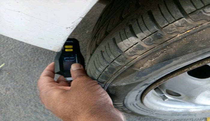 2012 Maruti Alto K10 LXI, Petrol, Manual, 51,804 km, tyre