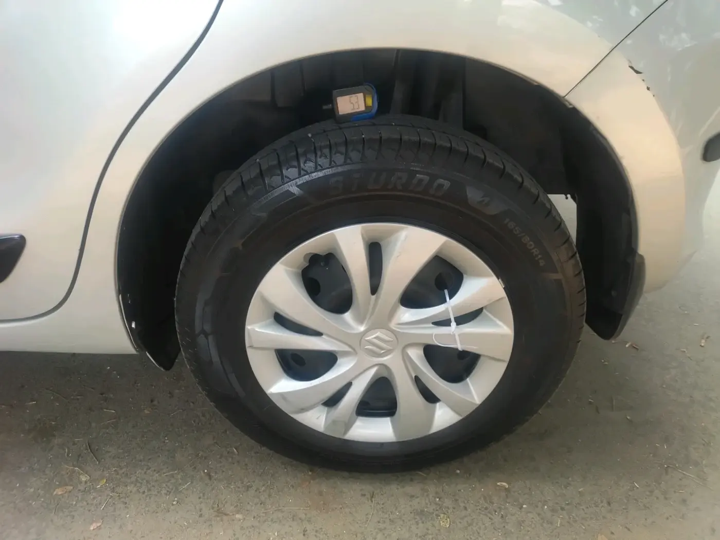 2022 Maruti Swift VXI AMT, Petrol, Automatic, 67,121 km, tyre