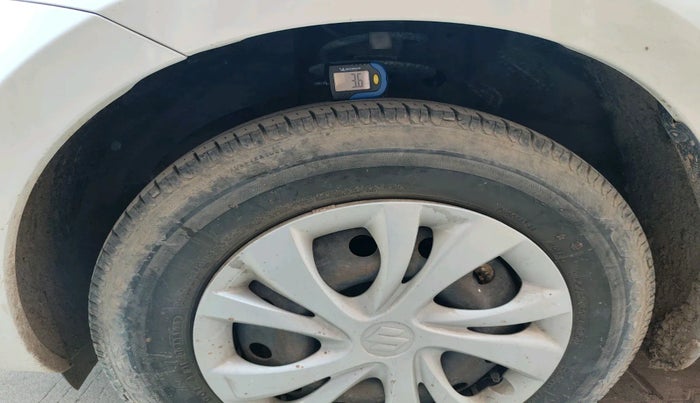 2021 Maruti Swift VXI, Petrol, Manual, 28,244 km, tyre