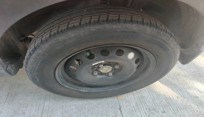 2021 Tata NEXON XMA DIESEL, Diesel, Automatic, 90,042 km, tyre