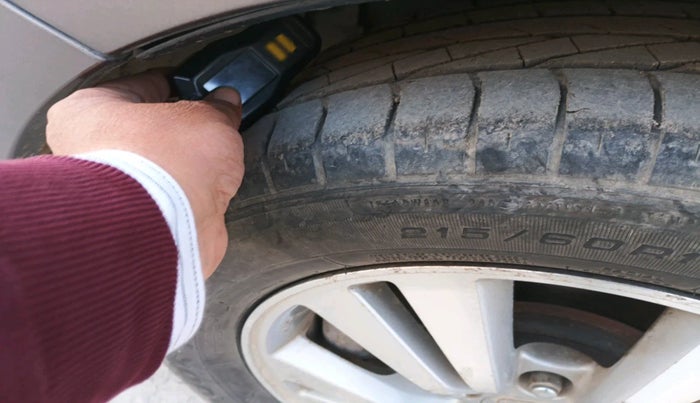 2011 Honda Accord 2.4L I-VTEC MT, Petrol, Manual, 74,106 km, tyre