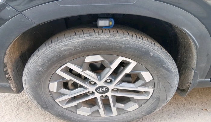 2023 Hyundai VENUE SX 1.5 CRDI, Diesel, Manual, 50,073 km, tyre