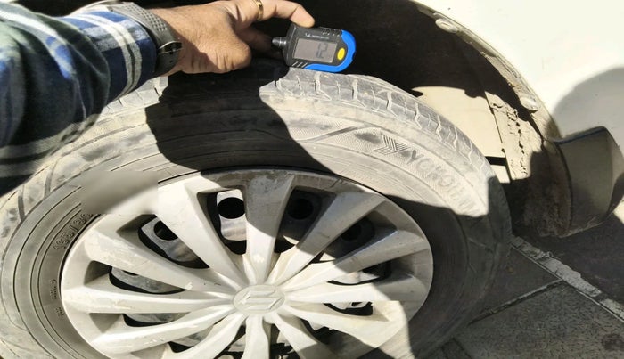 2016 Maruti Swift Dzire VDI ABS, Diesel, Manual, 1,75,412 km, tyre