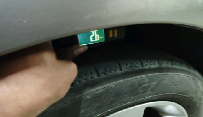 2012 Hyundai New Elantra 1.6 SX AT DIESEL, Diesel, Automatic, 98,500 km, tyre