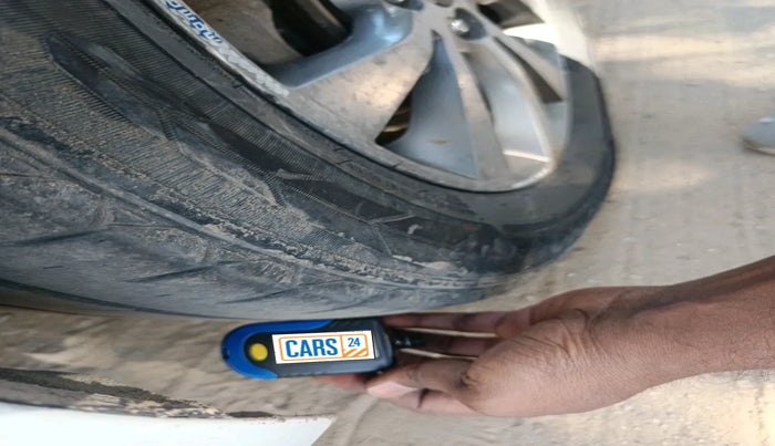 2016 Hyundai Verna 1.6 CRDI SX, Diesel, Manual, 85,345 km, tyre