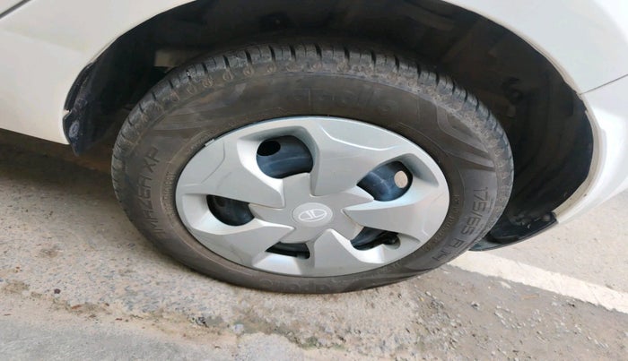 2024 Tata TIAGO EV XT MEDIUM RANGE, Electric, Automatic, 3,101 km, tyre