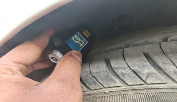 2015 Hyundai Elite i20 SPORTZ 1.4 CRDI, Diesel, Manual, 67,297 km, tyre