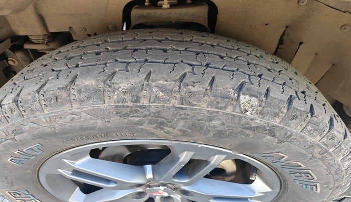 2023 Mahindra Thar LX HARD TOP 4WD MT, Diesel, Manual, 66,682 km, tyre