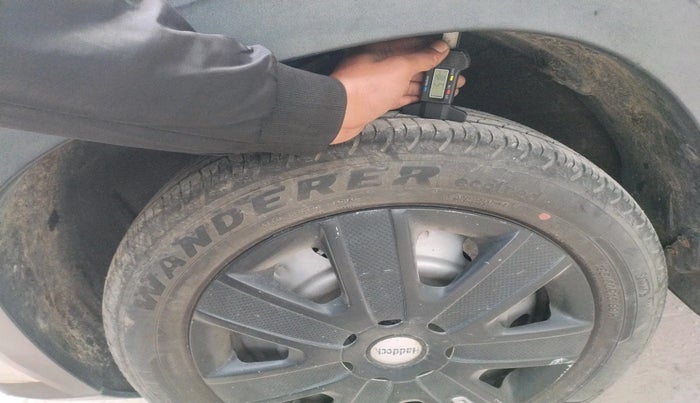 2021 Nissan MAGNITE XE, Petrol, Manual, 15,888 km, tyre